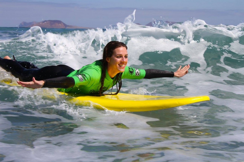 Volcano surf lanzarote, Costa Teguise surf coursesVolcano Surf School